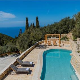 3 bedroom villa with pool & sea views, Makrades, sleeps 6